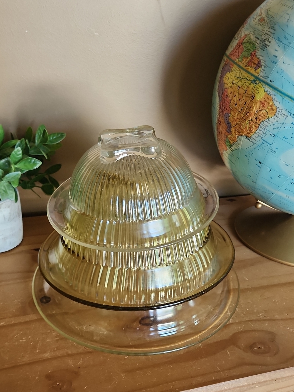 Vintage Hazel Atlas nesting Mixing Bowls